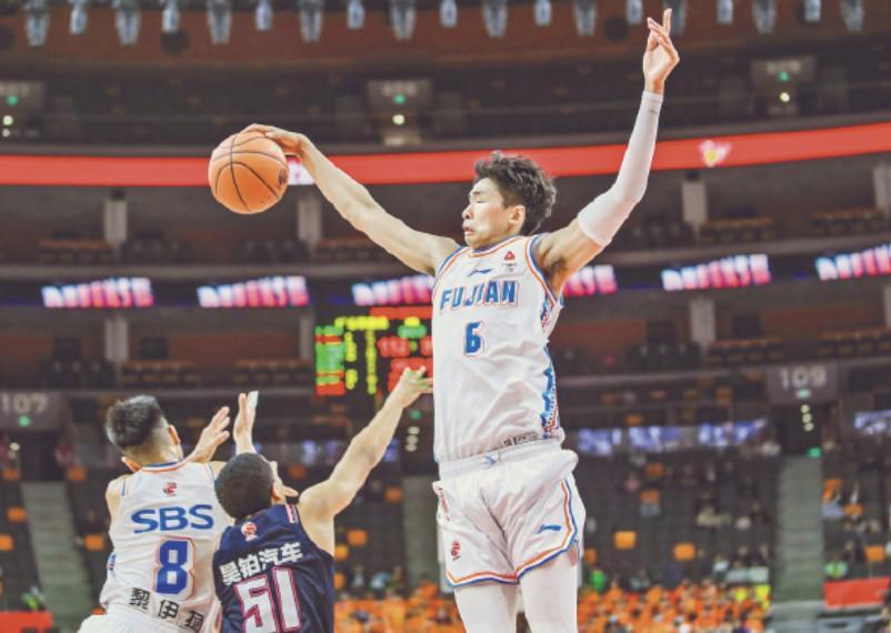 电竞世界杯-俱乐部态度坚决，媒体人：福建男篮与邹阳签下两年B类续约合同